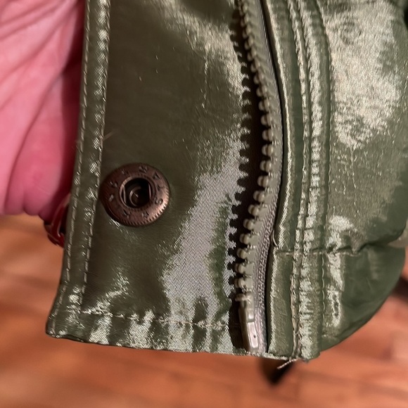 Coldwater Creek size medium lime green vest zipper & snaps front with pockets - Picture 10 of 13